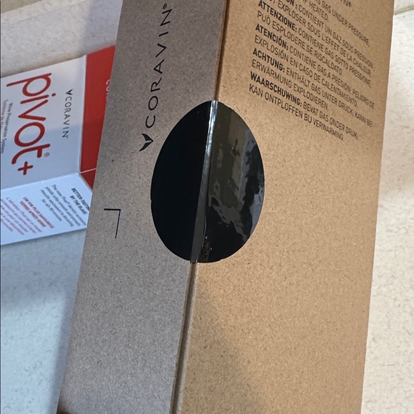 Coravin Pivot+ Wine Preservation System - Picture 4 of 7